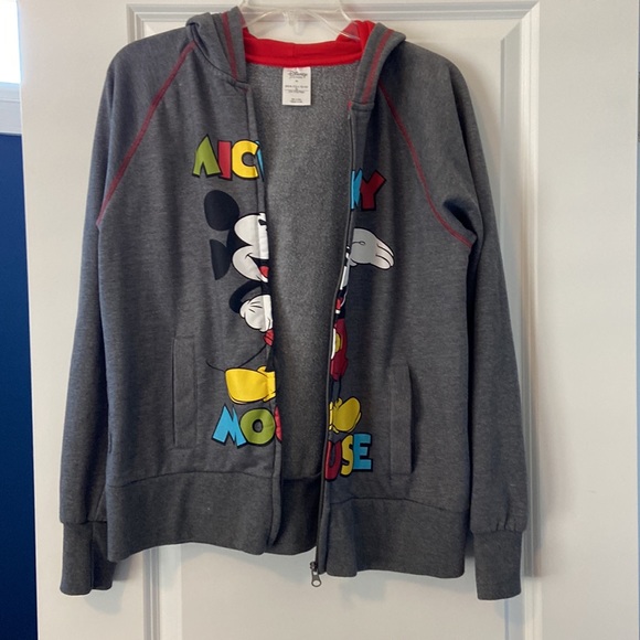 Disney women’s size M Mickey Mouse hoodie, excellent condition! - Picture 2 of 4